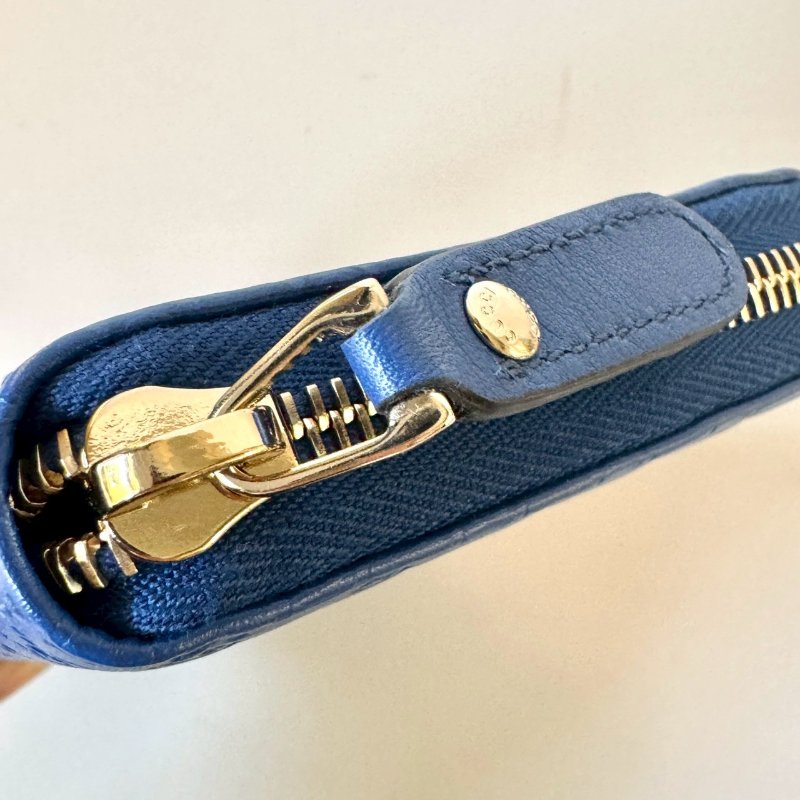 GUCCI 壓紋 牛皮 藍色 logo 12卡 拉鍊 長夾 449391-5