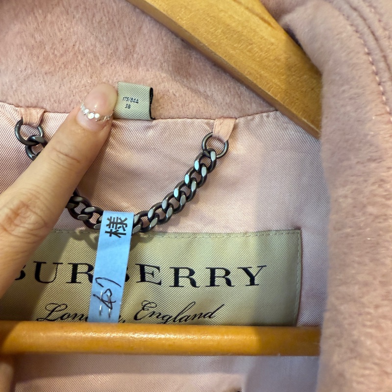 Burberry 粉色長版毛尼外套🧥-3