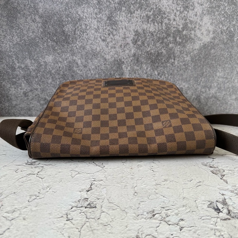 Louis Vuitton 棕色棋盤格郵差包公文包斜挎包 尺寸約32*25*5-5