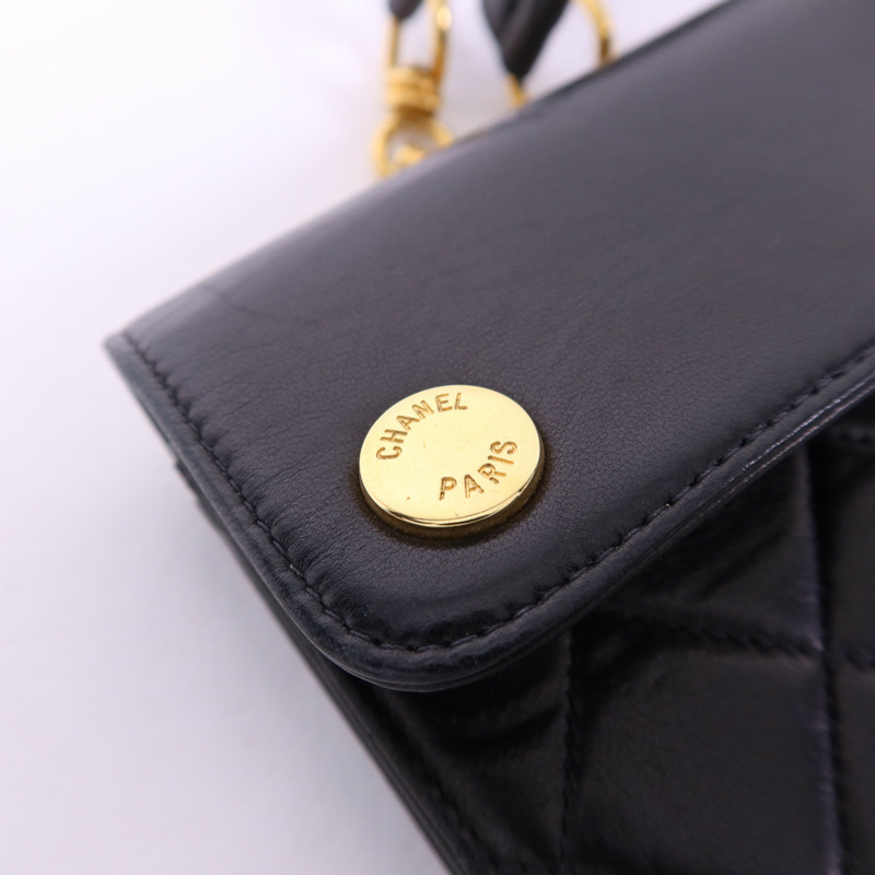 CHANEL 羊皮皮革Waist Bag金扣腰包-10