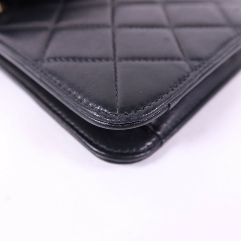 CHANEL 羊皮皮革Waist Bag金扣腰包-14