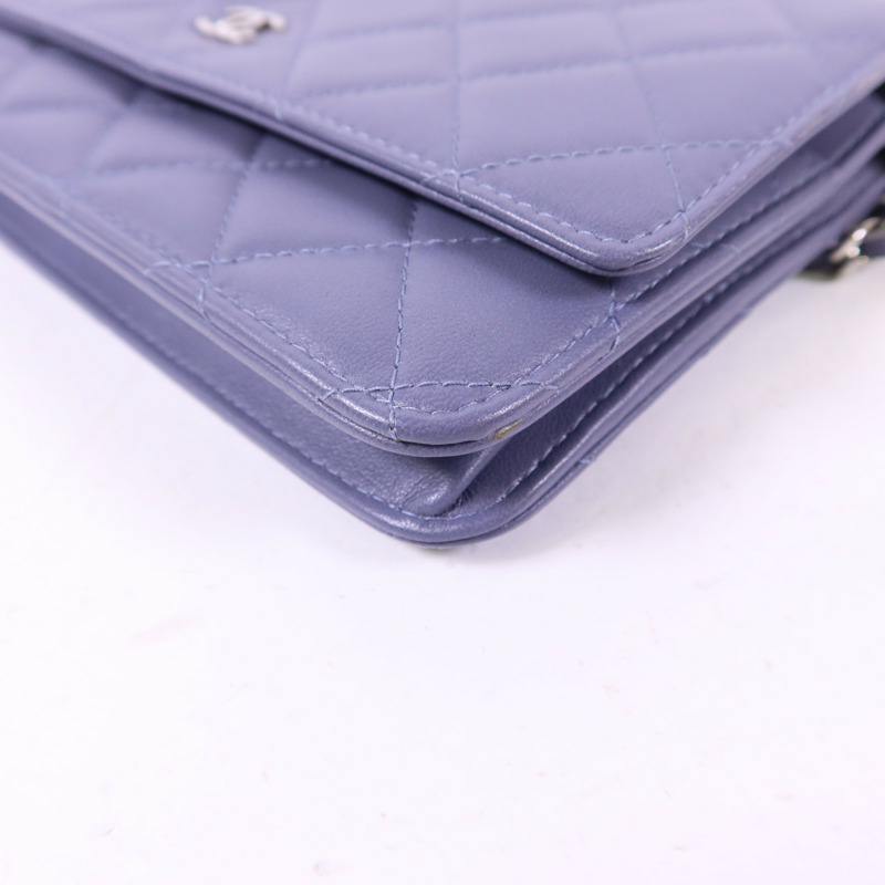 CHANEL 羊皮皮革WOC Wallet On Chain銀扣鏈帶肩背袋-10
