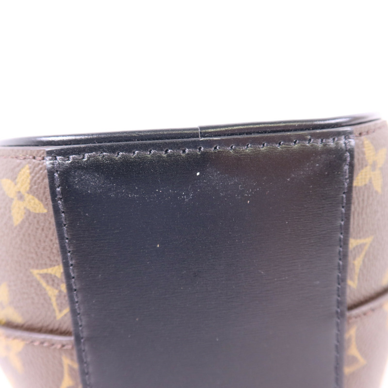 LOUIS VUITTON Monogram Reverse Boursicot BC鏈帶肩背袋-15