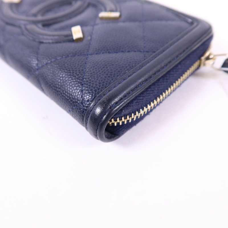 CHANEL 牛皮皮革Zipper Wallet金扣錢包-10