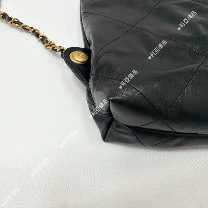 莉亞精品♡ Chanel 22bag 黑金雙肩包 二手美包-7