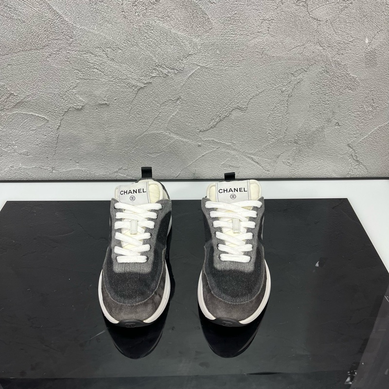 CHANEL 香奈兒 水洗黑白雙C運動鞋/尺碼 35碼/狀態99新-0