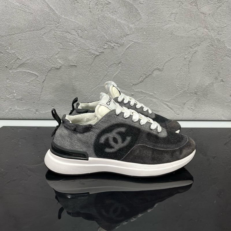 CHANEL 香奈兒 水洗黑白雙C運動鞋/尺碼 35碼/狀態99新-1