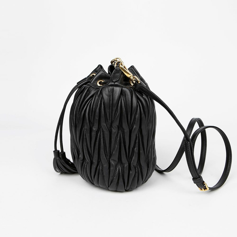 MIU MIU 5BE014 MATERASSE 水桶斜背包-4