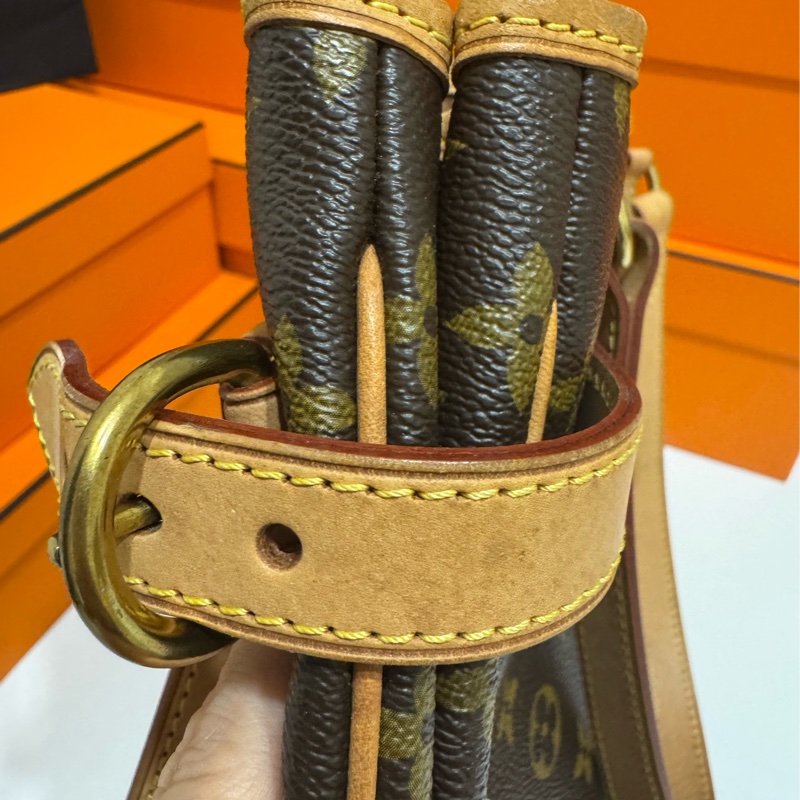 LV 中古南瓜包（中號）🎃 便宜賣唷 史上最甜甜-27