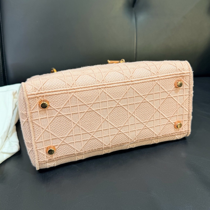 DIOR 粉色藤格紋金扣 帆布戴妃包 20年編碼 尺寸約24×11×20cm-4