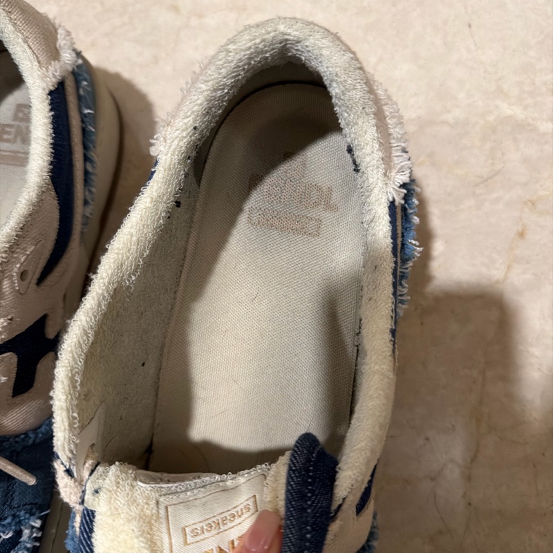 FENDI 牛仔球鞋-1