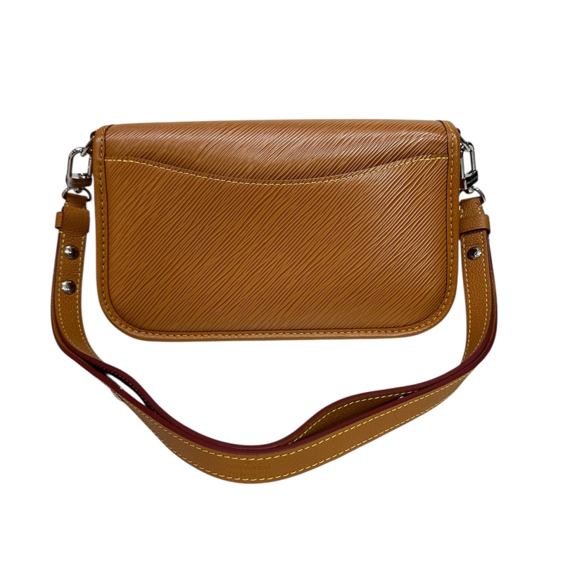 LV M59459 Epi leather Buci 全皮側孭斜孭袋-3