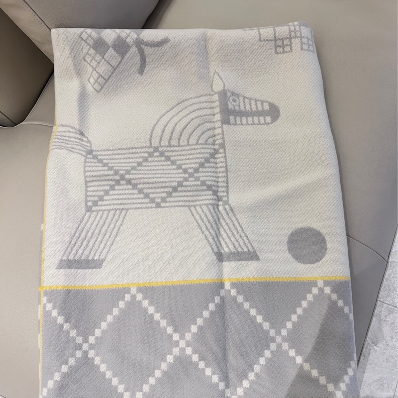 售全新Hermes 小朋友毛毯-0