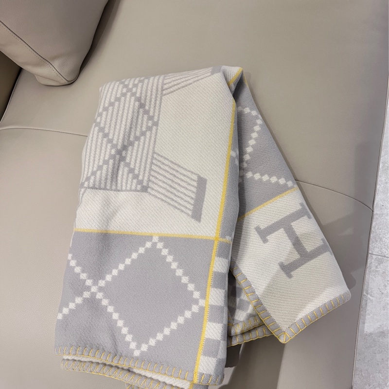 售全新Hermes 小朋友毛毯-2