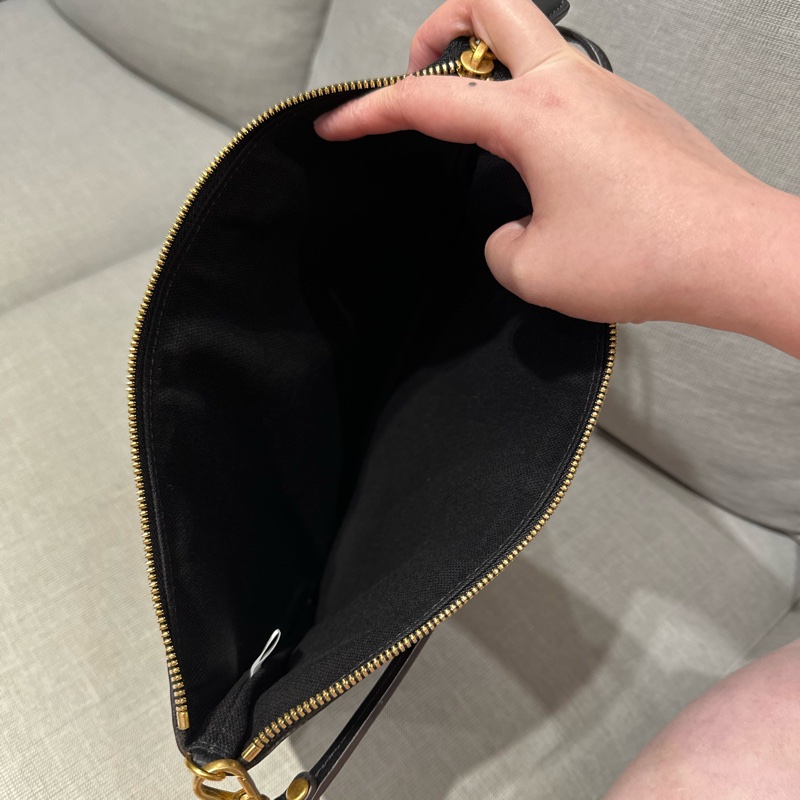 💝《近全新閒置品》MCM Visetos豹紋 手拿包/肩背包-8