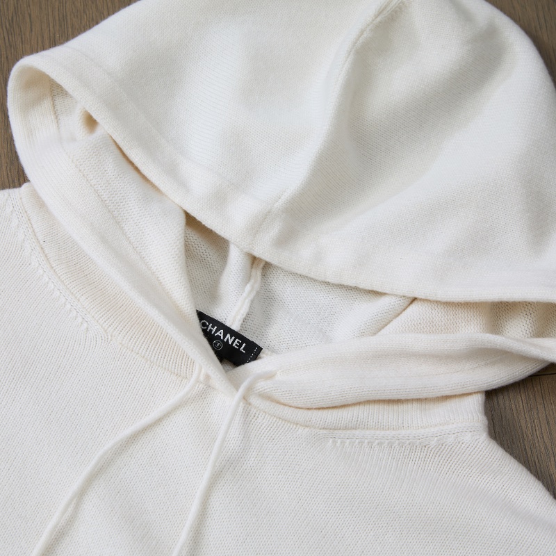 ❤️ CHANEL 白色經典毛衣-5
