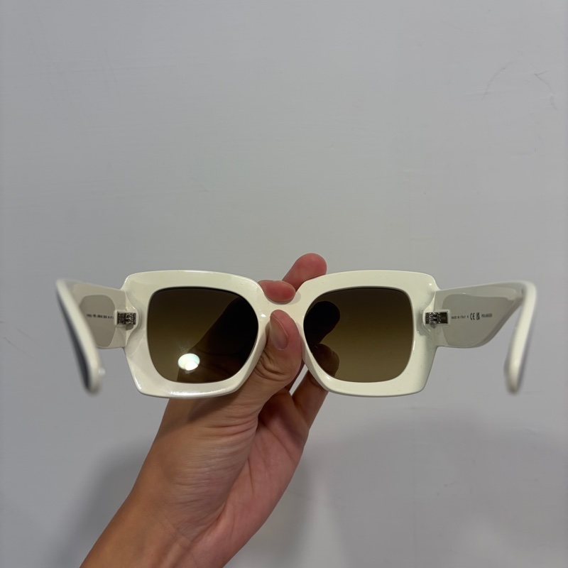 香奈兒Chanel 黑白方框墨鏡-6