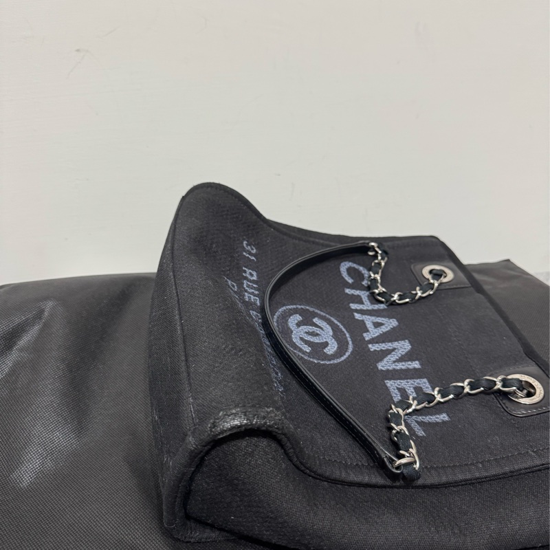 Chanel 水洗牛仔布托特包迷你沙灘包黑銀扣小號-20