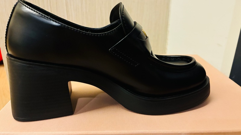 MiuMiu 金幣樂福跟鞋37號-3