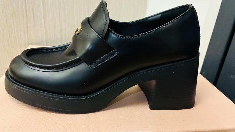 MiuMiu 金幣樂福跟鞋37號-4