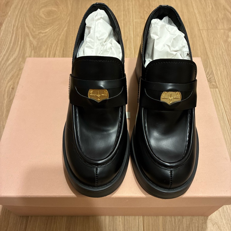 MiuMiu 金幣樂福跟鞋37號-5