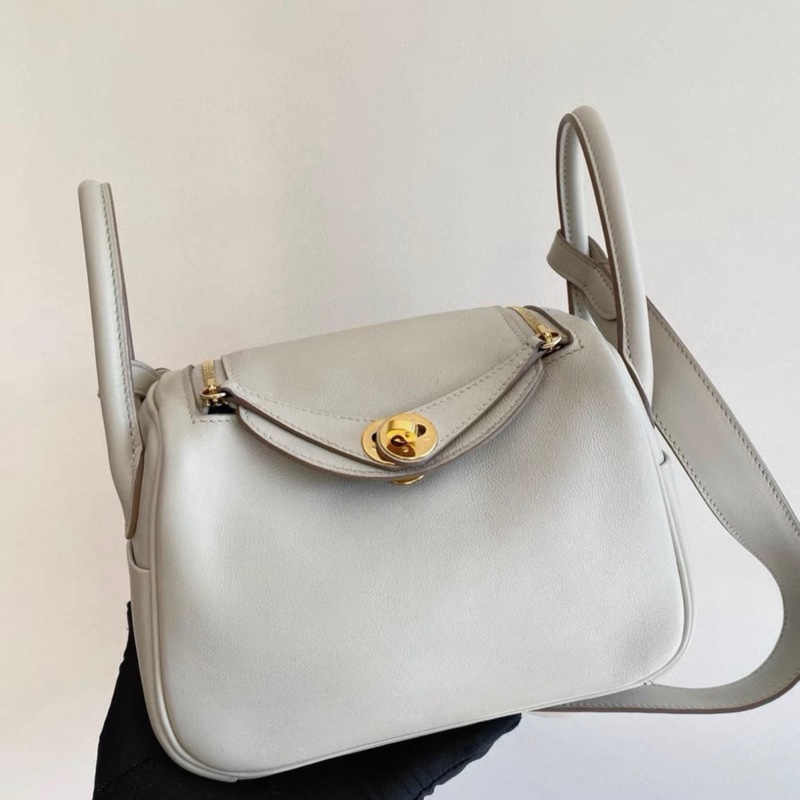 愛馬仕mini lindy 珍珠灰金扣  Swift皮 顯色很好看 Z刻-0