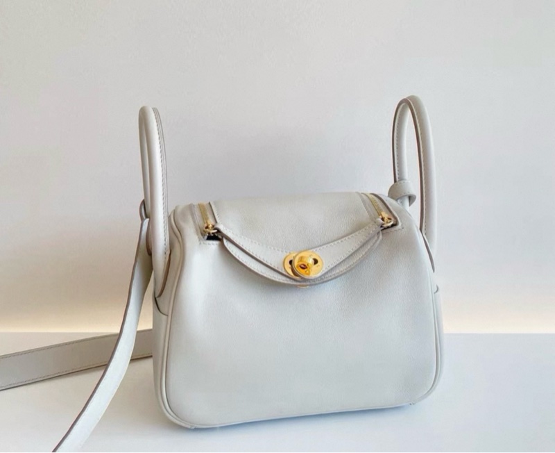 愛馬仕mini lindy 珍珠灰金扣  Swift皮 顯色很好看 Z刻-1