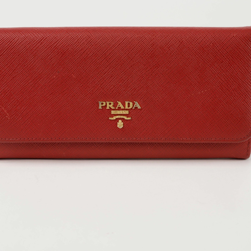 PRADA 1M1132 金屬Logo長錢包-1