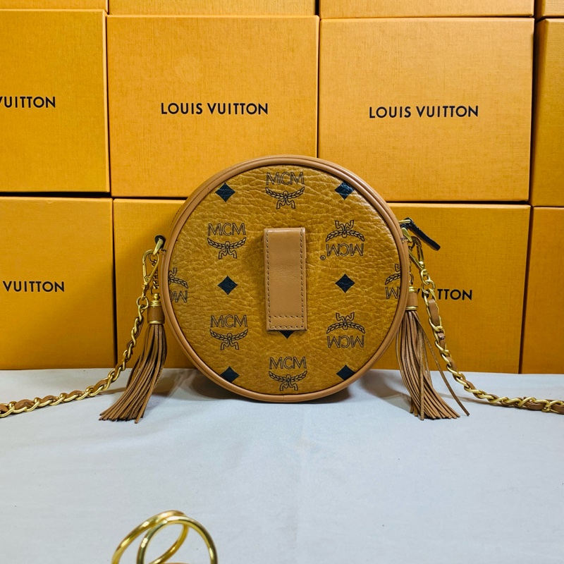 🐰超級好看 MCM 經典Rabbit Tambourine bag系列兔子拉鍊圓餅包 斜/肩背包-3