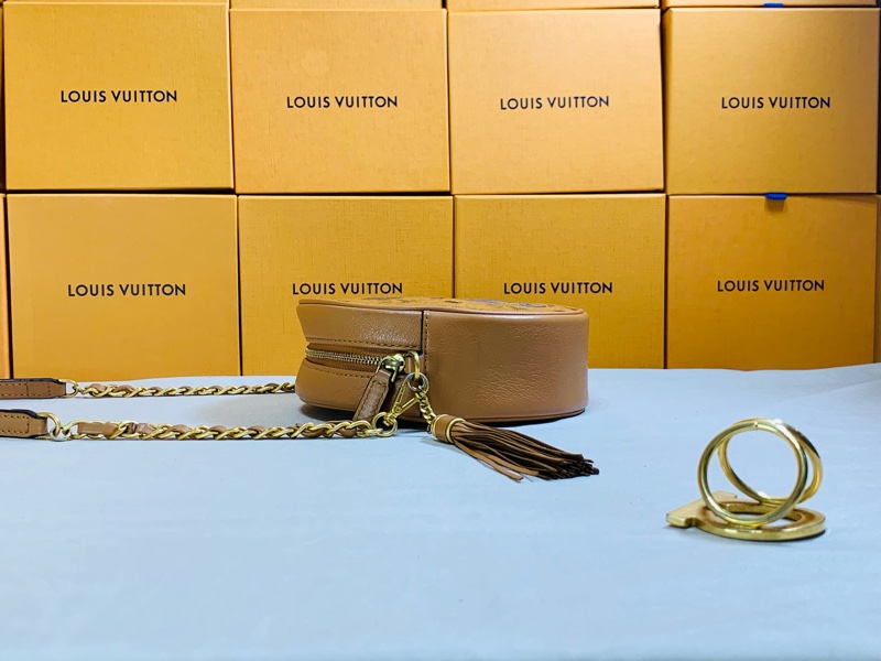 🐰超級好看 MCM 經典Rabbit Tambourine bag系列兔子拉鍊圓餅包 斜/肩背包-4