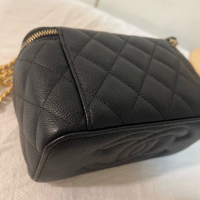 ෆ Chanel愛心調節扣化妝盒的包🖤-10