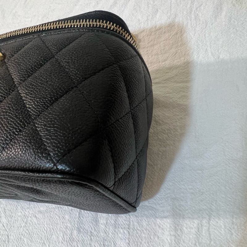 ෆ Chanel愛心調節扣化妝盒的包🖤-12