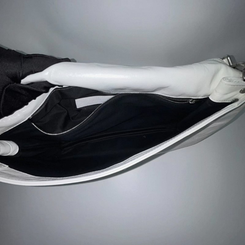 BALENCIAGA 白銀soft翻蓋手提肩背包36*24*3 98新配件塵袋-4