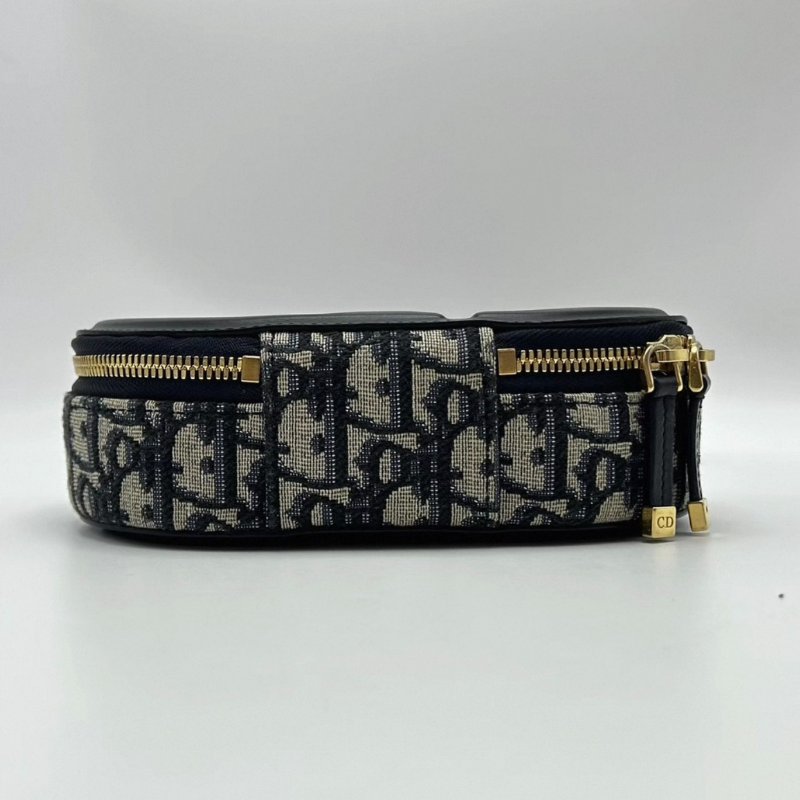 DIOR 藍色老花豬鼻子手提肩背斜背包18*11*6 98新配件塵袋-3