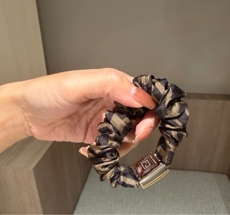 FENDI 芬迪 Fendimania Baguette FF 錶圈 長方形 瑞士製 腕錶 女錶 手錶-5