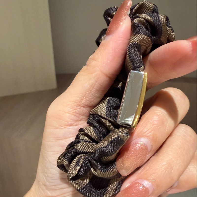 FENDI 芬迪 Fendimania Baguette FF 錶圈 長方形 瑞士製 腕錶 女錶 手錶-14