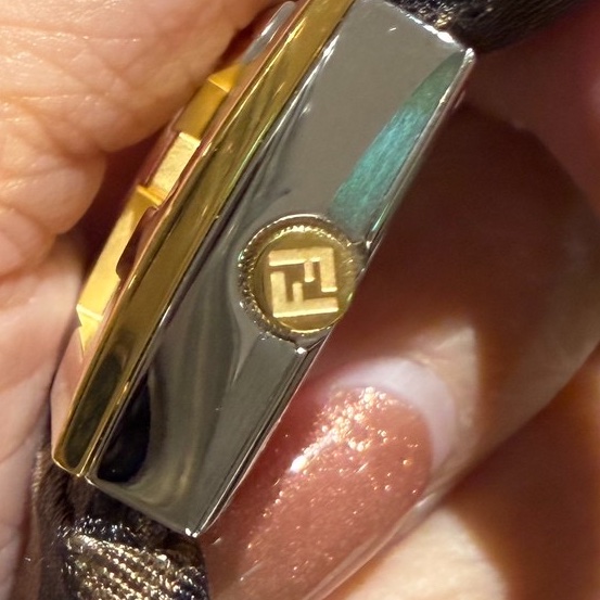 FENDI 芬迪 Fendimania Baguette FF 錶圈 長方形 瑞士製 腕錶 女錶 手錶-21