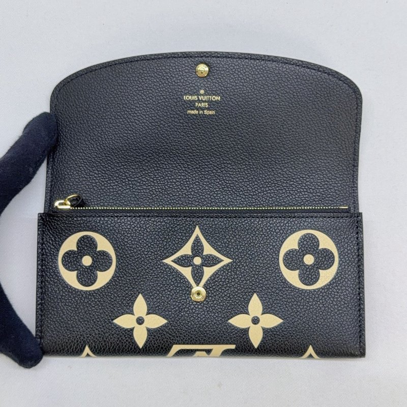 LV Emilie雙色牛皮壓紋長夾-4