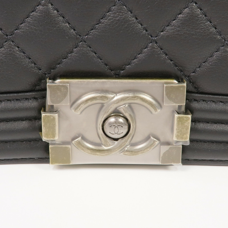 CHANEL 牛皮皮革Boy 25銀扣鏈帶肩背袋-10