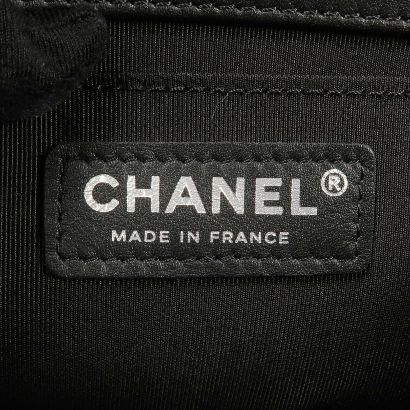 CHANEL 牛皮皮革Boy 25銀扣鏈帶肩背袋-12