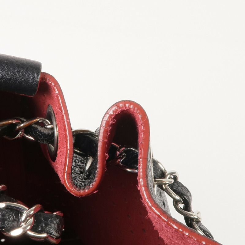 CHANEL 牛皮皮革Chain Shoulder金扣鏈帶肩背袋-14