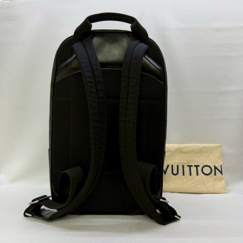 LV MICHAEL黑棋盤格後背包-1