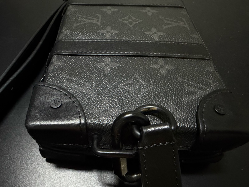 Louis Vuitton 路易威登 M69838-3