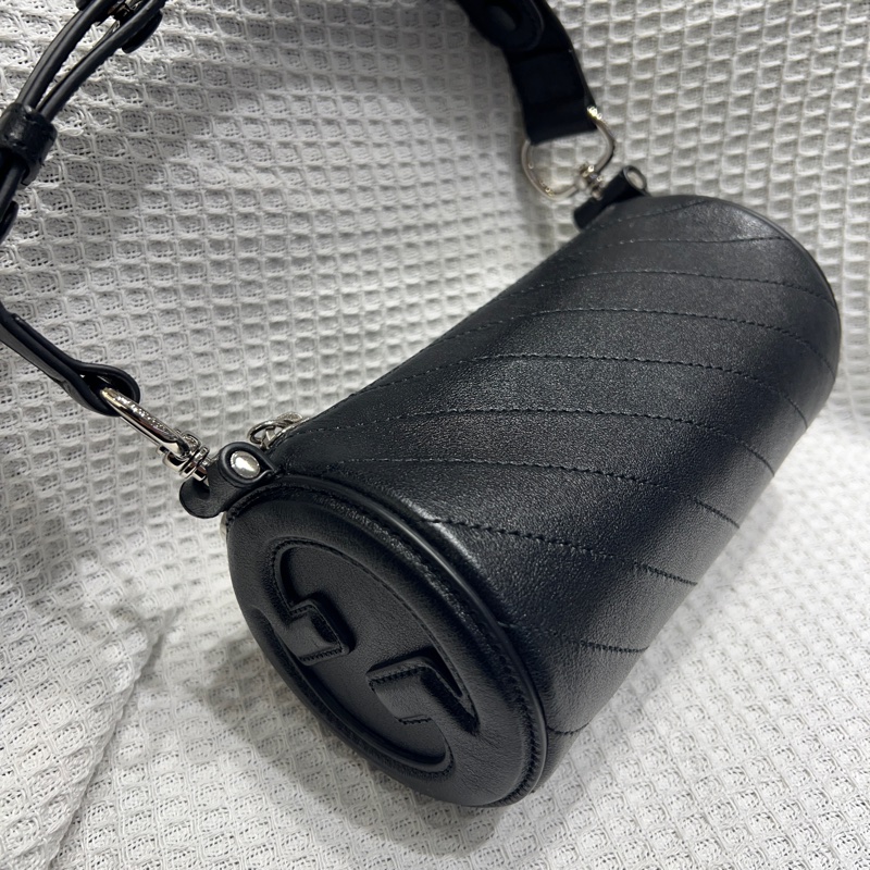 Gucci黑色圓筒手提肩背包-4