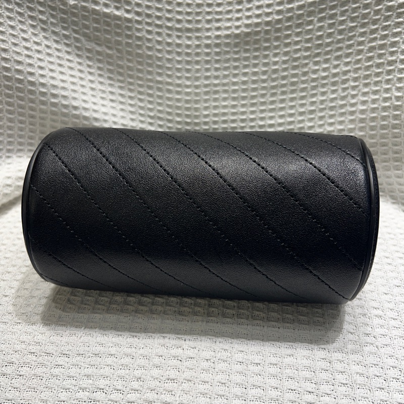 Gucci黑色圓筒手提肩背包-5