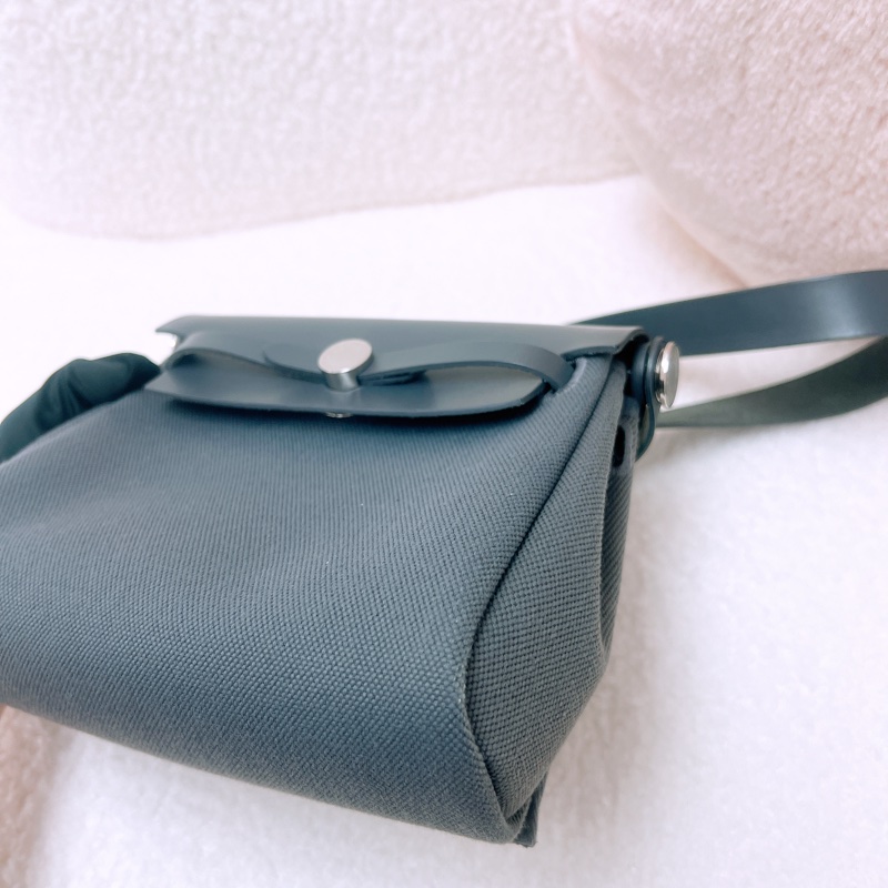 Hermes mini herbag 20 石板灰銀扣 W-4