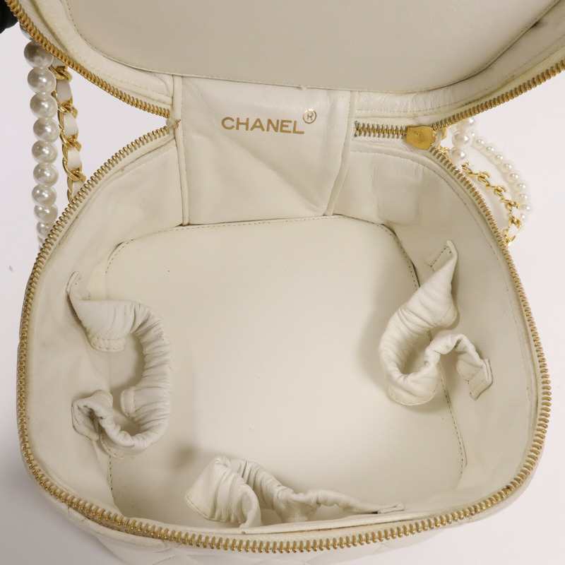 CHANEL 牛皮皮革Vanity Bag金扣鏈帶肩背袋-4