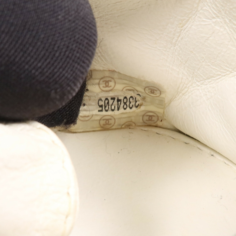 CHANEL 牛皮皮革Vanity Bag金扣鏈帶肩背袋-5