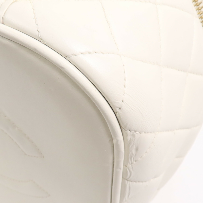 CHANEL 牛皮皮革Vanity Bag金扣鏈帶肩背袋-11