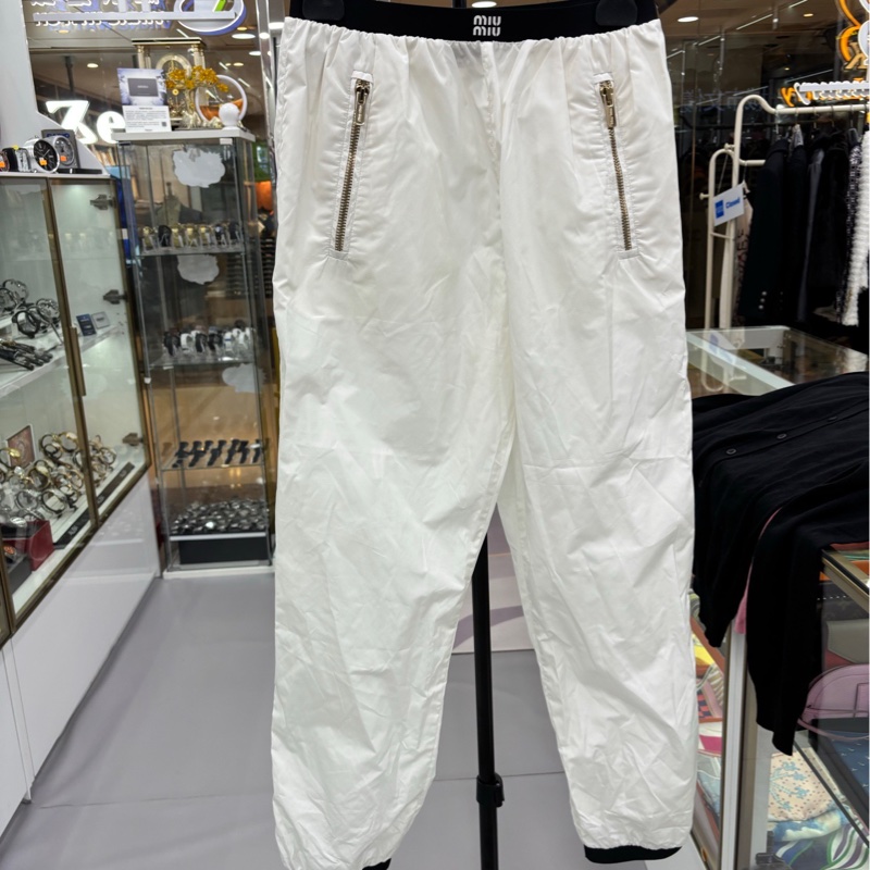 Miumiu繆繆小標logo拉鍊休閒褲，38碼-0